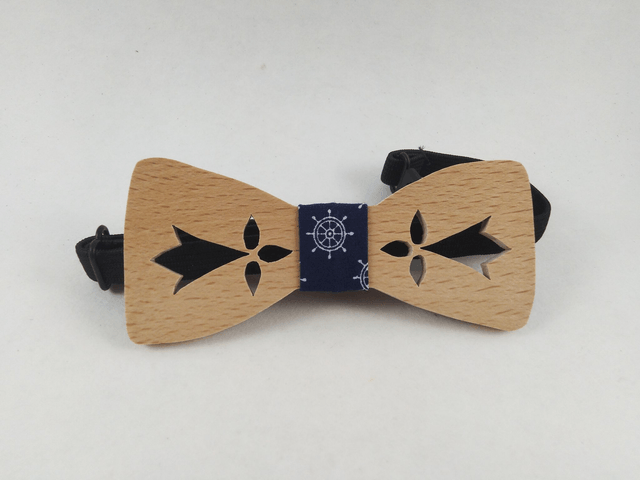 Noeud Papillon en bois massif - motif hermine bretonne