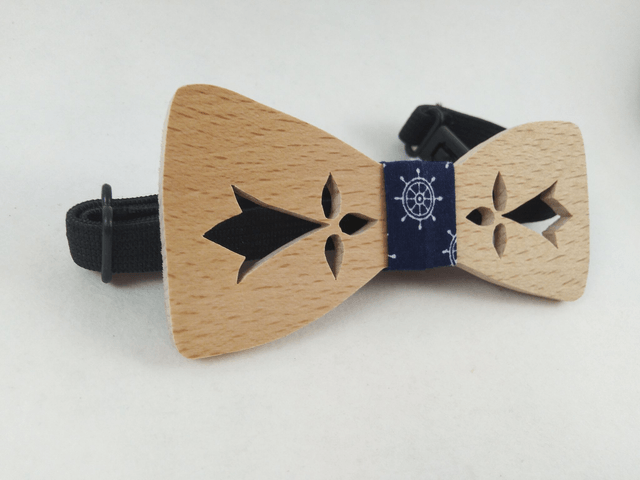 Noeud Papillon en bois massif - motif hermine bretonne