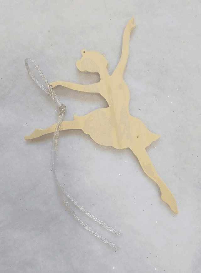 Ballerine DIY à peindre et à suspendre